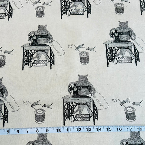 Koizumi Purrfect Stitches