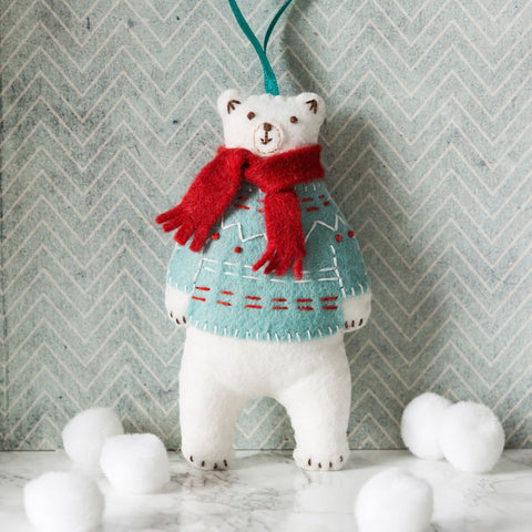 Polar Bear Wool Mix Felt Craft Kit (Corinne Lapierre)