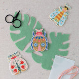 Blooming Bugs Bee Cross Stitch Kit (Benzie Design)