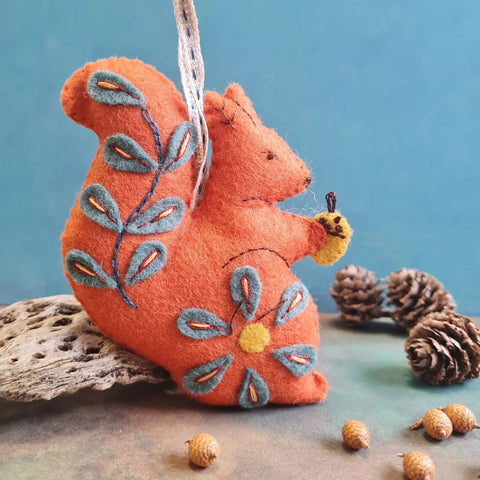 Folk Squirrel Felt Kit